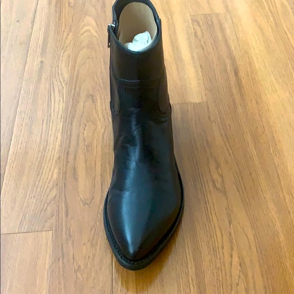 Brand new FRYE leather booties - Picture 2 of 6